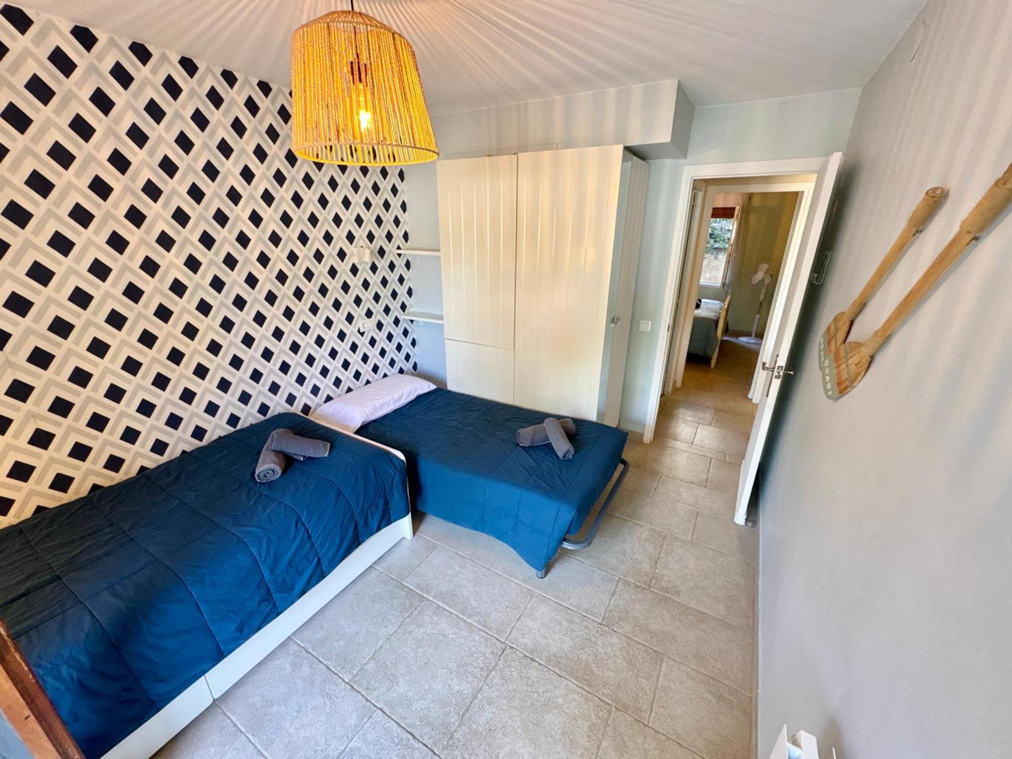 Apartament Al Golfet De 卡莱利亚德帕拉弗鲁赫尔 外观 照片